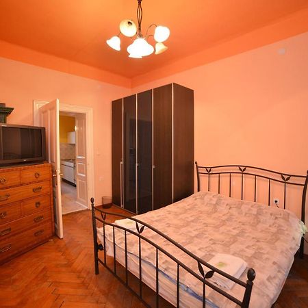 Central Residence Downtown Zagreb Bagian luar foto
